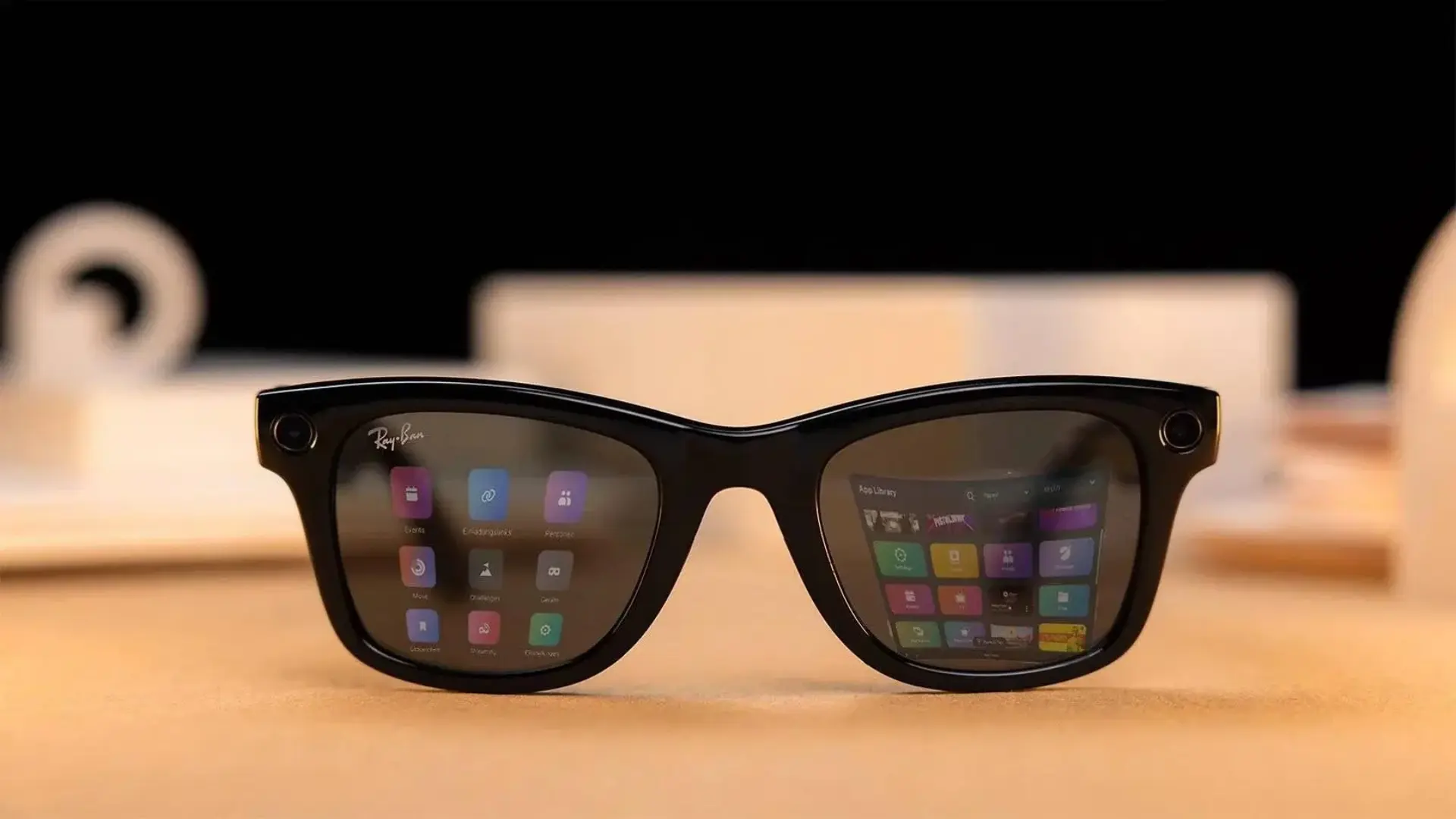 ray-ban-smart-glasses-with-screens-lets-talk-v0-tt57pny6rn9e1.webp
