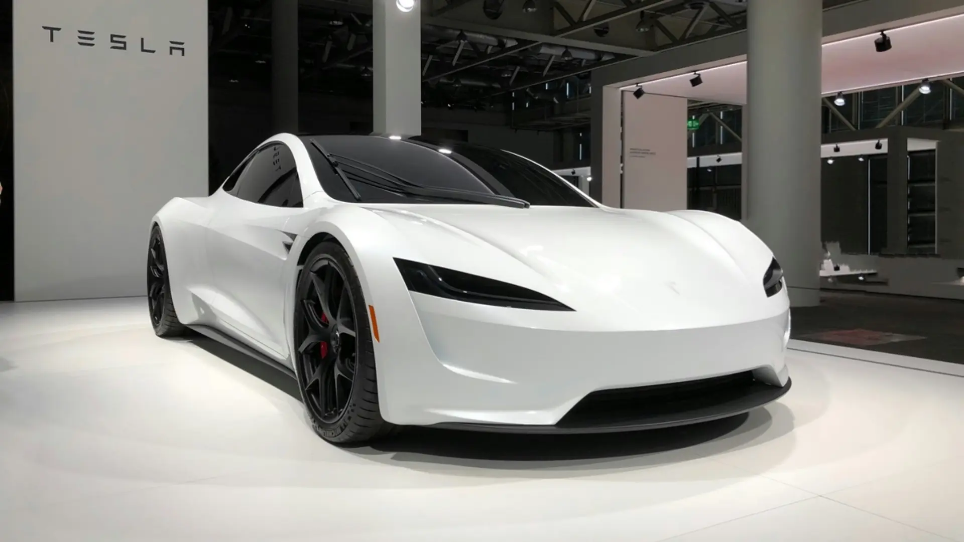 tesla-fans-schweiz-7_OQMgoGzDw-unsplash.webp
