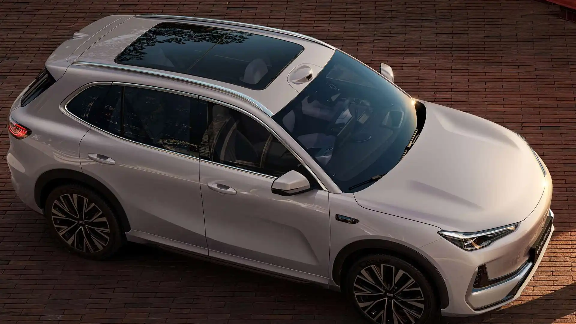 5-2027-GEELY-Galaxy-E5.webp