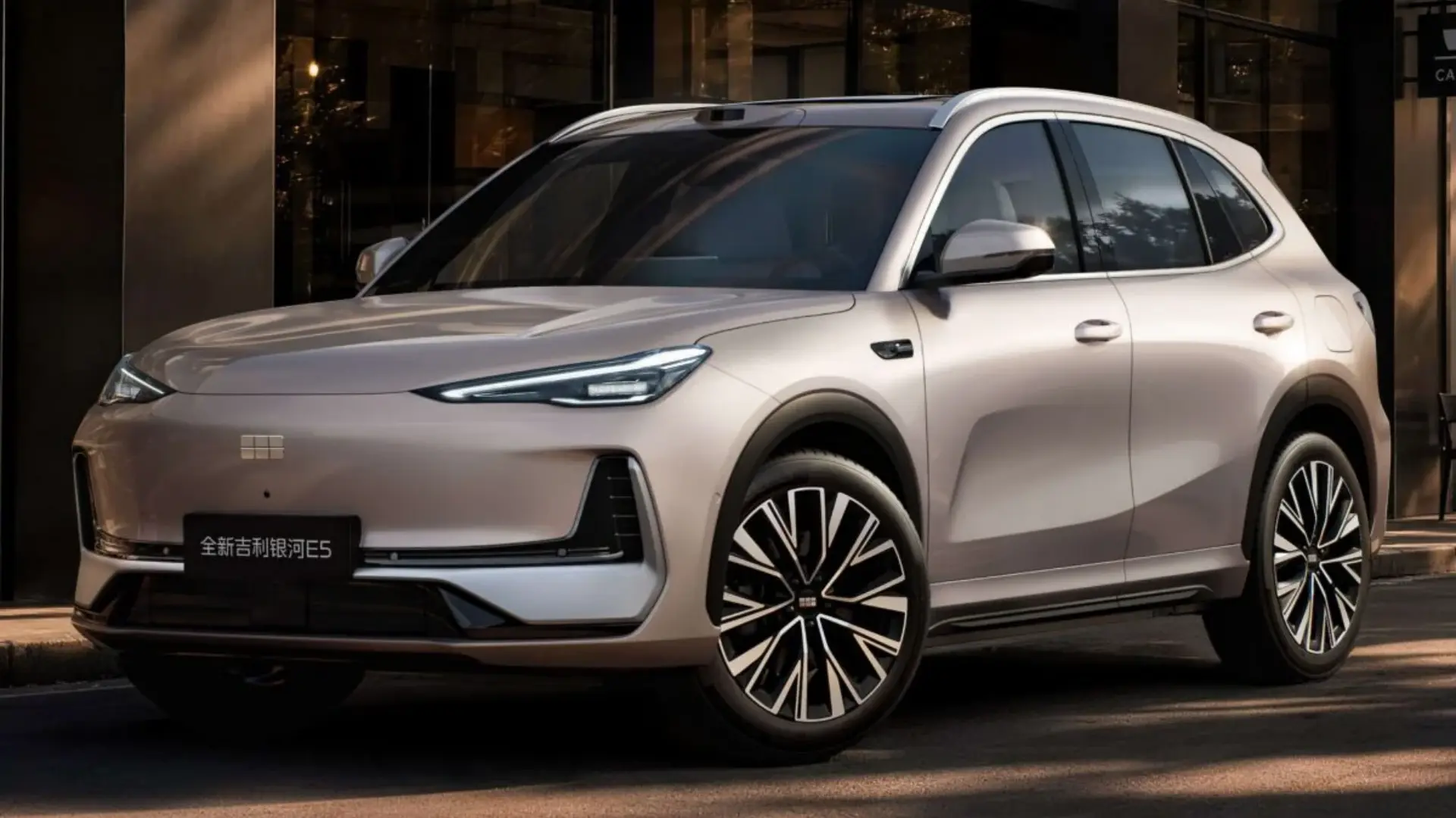 2027-Geely-Galaxy-E5-facelift-4-1200x676.webp